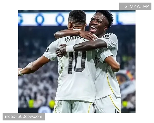 实时报道：皇马对阵皇家社会，开场十分钟已形成四次威胁转换进攻